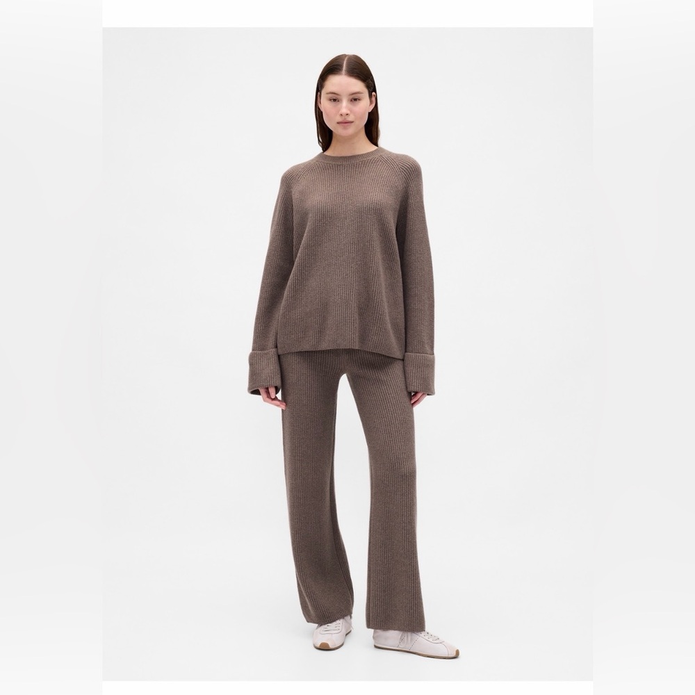 GAP Taupe Wide Leg Knit Pants